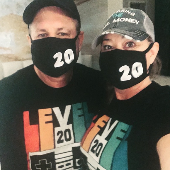 Meet your Posher, Lisa - Picture 3 of 3